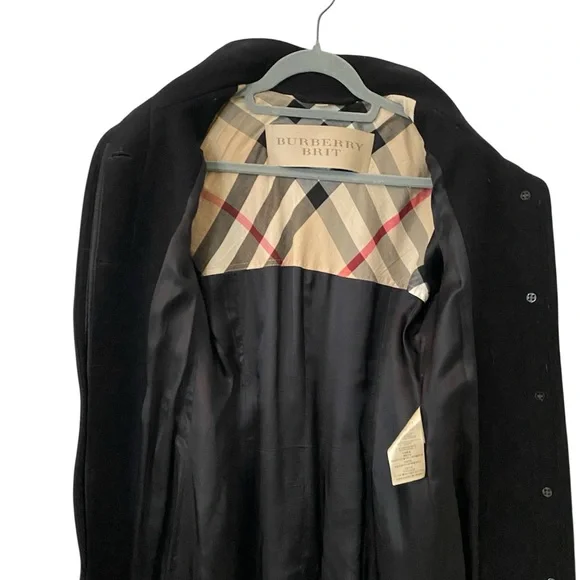 Burberry Classic Black Trench Coat - Picture 6 of 16